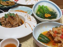 -哥老官重庆美蛙鱼头(日月光店)