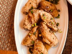 -Chom Cafe and Restaurant