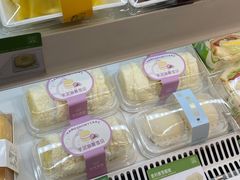 -绿姿鲜奶烘焙(临城店)