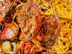 -捌贰虾蟹·江湖菜馆(江汉路店)