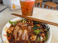 -余庆小吃(小吃一条街店)
