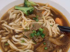-康师傅私房牛肉面(马泉营奥莱店)