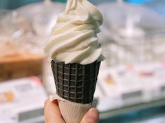 芝芝脆筒-喜茶(上海打浦桥日月光gelato lab+店)