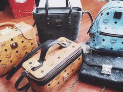 -MCM(比斯特上海购物村店)