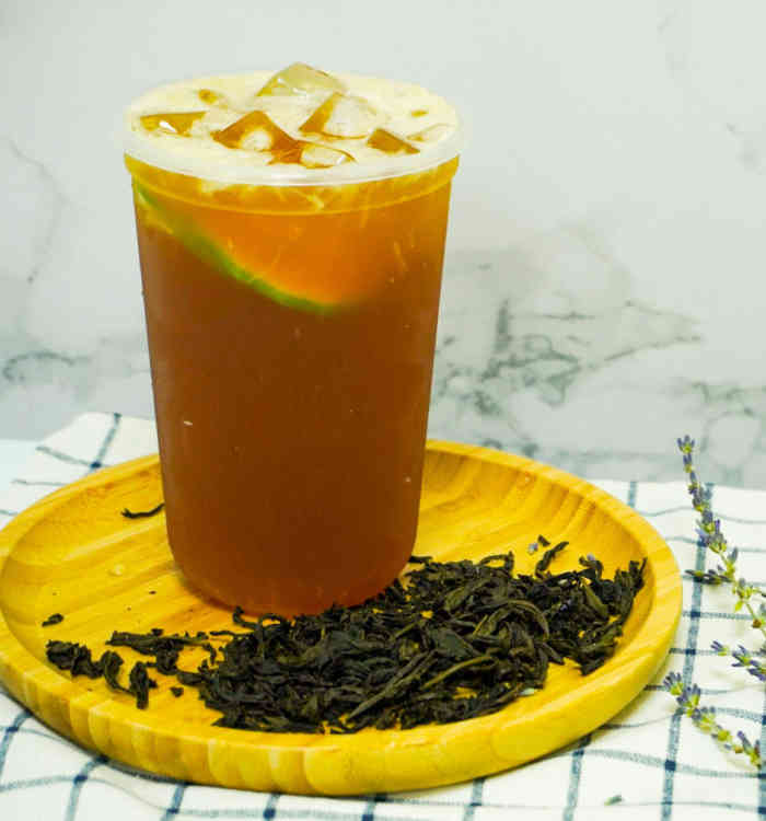 蜜友·手打柠檬茶(西雅图店)-"店铺不大,一楼二楼都有座位可以休闲.