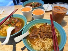 -滋味满屋美食坊(上海街店)