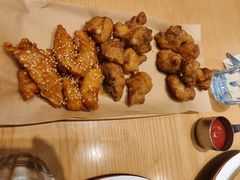 -必胜客(WOW昙华林店)