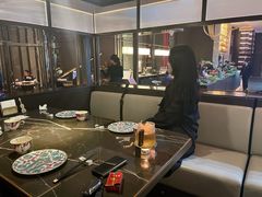 -海派悦庭·海胆烧麦·新融合菜(凯德广场店)