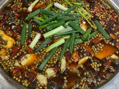 -乡土特色.冷锅鱼.牦牛肉汤锅