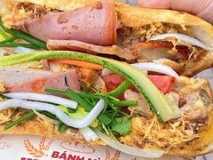 -Bánh Mì Huynh Hoa