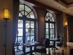 靠窗位-丽晶美庐·玉兰餐厅