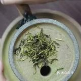 去到一座陌生的城市，首先要去的兩個地方