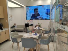 -维乐口腔(美维云门诊陆家嘴店)