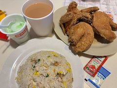 咸鱼鸡粒炒饭-冰岛茶餐厅(灵狮中路店)