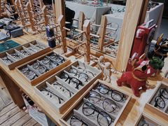 -肆兮眼镜·蔡司·徕卡战略合作店(大坪店)