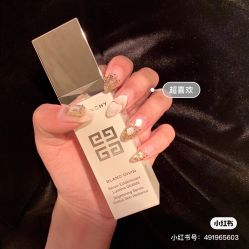 -Pink You美甲洗眉纹绣定制中心