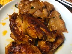 -三人行骨头王火锅(长寿店)