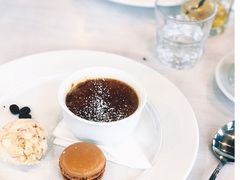 -Bully Hayes Restaurant & Bar