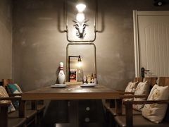 -HIGH FIVE哈福手工汉堡(桂林路店)