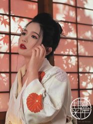 点击看大图 -持熹光年写真体验馆