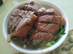 烧鹅濑粉-香辉食馆(新兴路店)