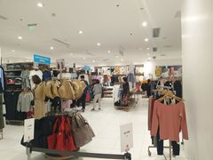 -优衣库(洛阳中州万达广场店)
