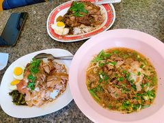 -马里奥明星猪脚饭
