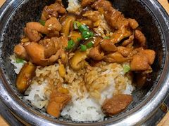 照烧鸡腿饭-明洞阿姨·韩式酱蟹烤肉·创意料理(三元桥店)
