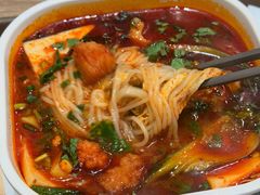 麻辣米线-魏家凉皮(西安秋林宏业商厦店)