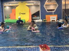 -戊辰亲子游泳俱乐部