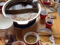-袁记串串香(梁家巷店)