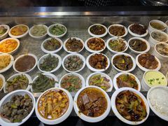 -八一路好吃街(雨田商务大厦店)