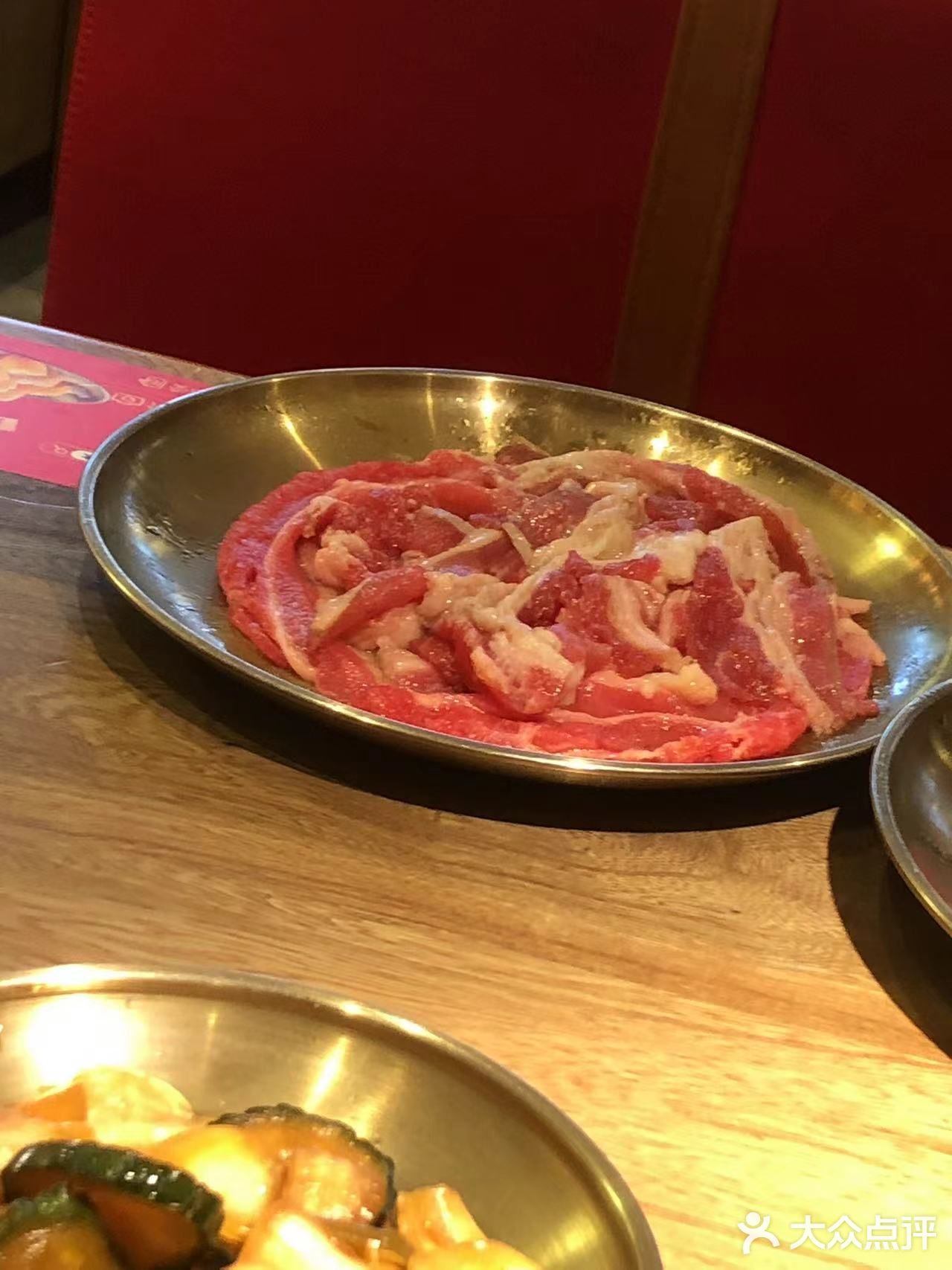 今天去了西塔老太太吃烤肉,环境非常好,服务也非常到位
