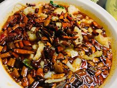 水煮鱼-大城·烧烤海鲜大排档(台东店)
