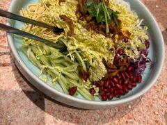 红樱桃大拌菜-红樱桃·欢乐餐厅(太原里店)