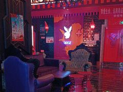 -UK派对KTV(日月广场店)