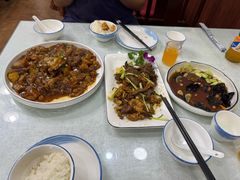 -六和聚传统烤鸭.天津菜(和平店)