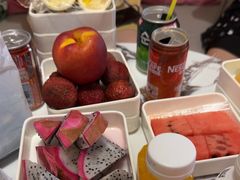 -涨巢·潮玩水疗局