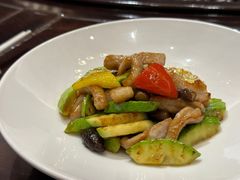 -宝燕壹号景观餐厅(龙盛国际商业广场店)