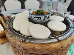 -披云山庄