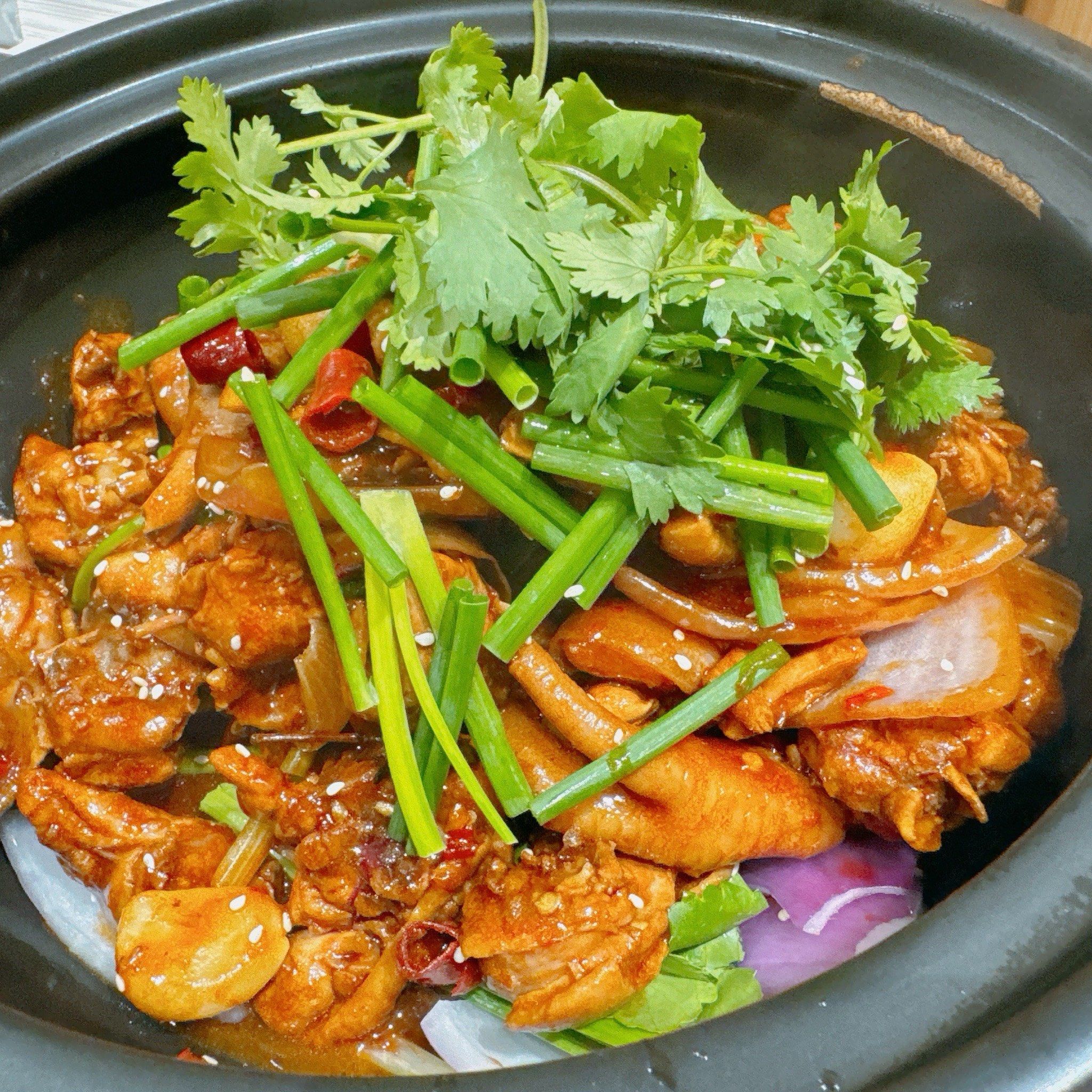 香辣鸡煲
