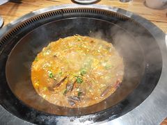 -山河屯铁锅炖(哈西站店)