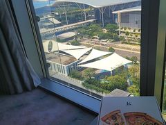 -深圳国际会展中心希尔顿酒店(前海华发冰雪世界店)