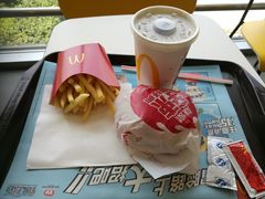 -麦当劳(百联西郊购物中心店)