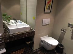 -上海怡沁园度假酒店