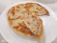 羊肉馅饼-那达慕蒙古风味酒楼