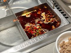 -海底捞火锅(曹安公路店)