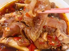 中辣辛辣猪蹄-贤花饭店(城阳店)