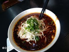 -秦云老太婆摊摊面(磁器口店)