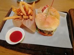 特制牛肉汉堡-EN SPACE恩空间